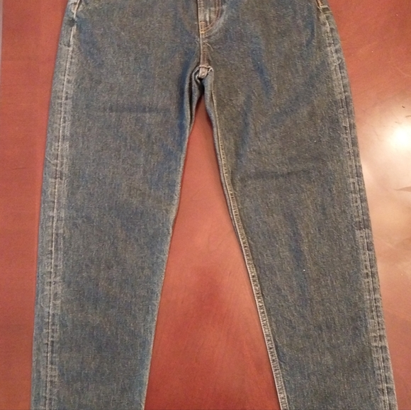 SOLD. Re-Done Jeans, size 26 - Picture 7 of 11